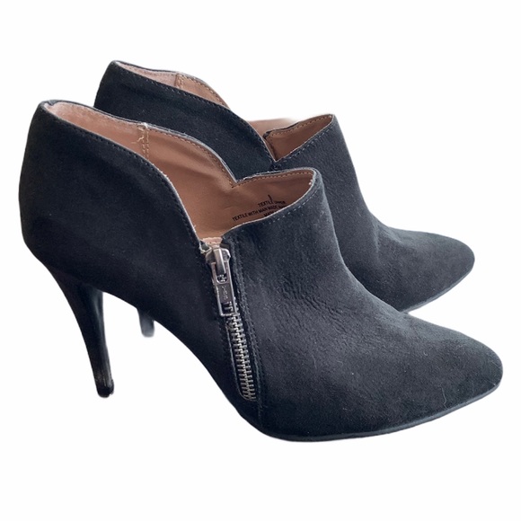 Mossimo Supply Co. Shoes - Mossimo | Suede Zip-Up High-Heel Ankle Boots | 9